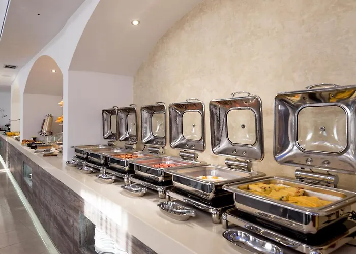 Daedalus 4* Fira (Santorini)