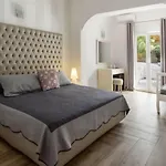 Daedalus Hotel 4*