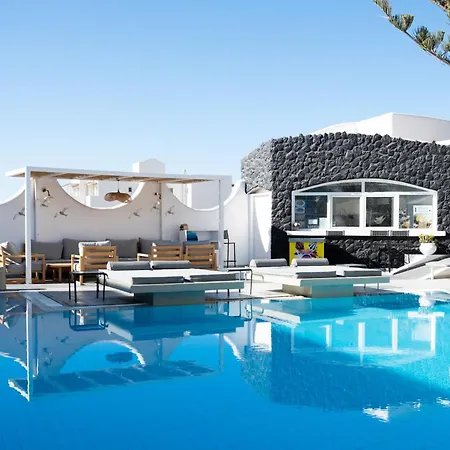 Daedalus Fira (Santorini)