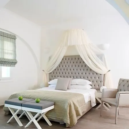 Daedalus Hotel