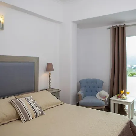 다달루스 호텔 4*