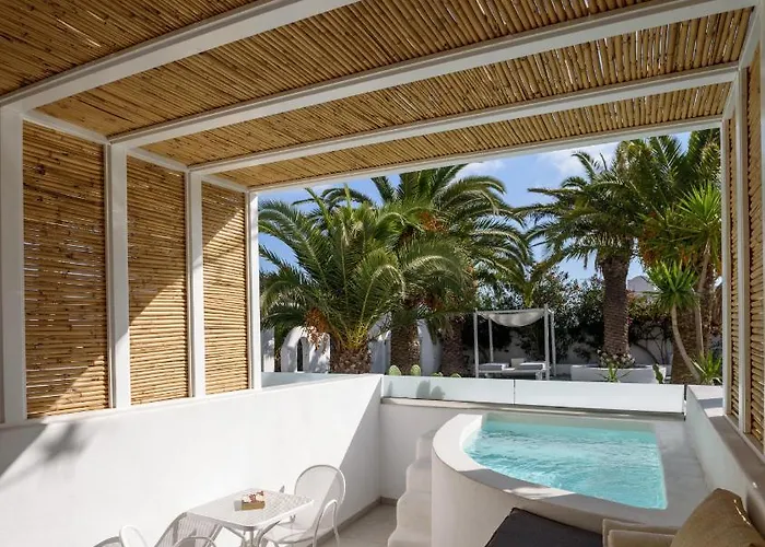 Daedalus Otel Fira (Santorini)