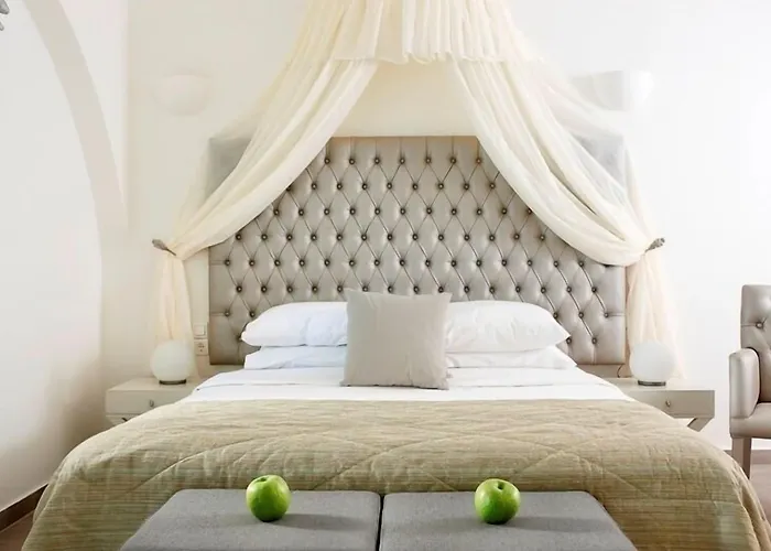 Daedalus Otel Fira (Santorini)