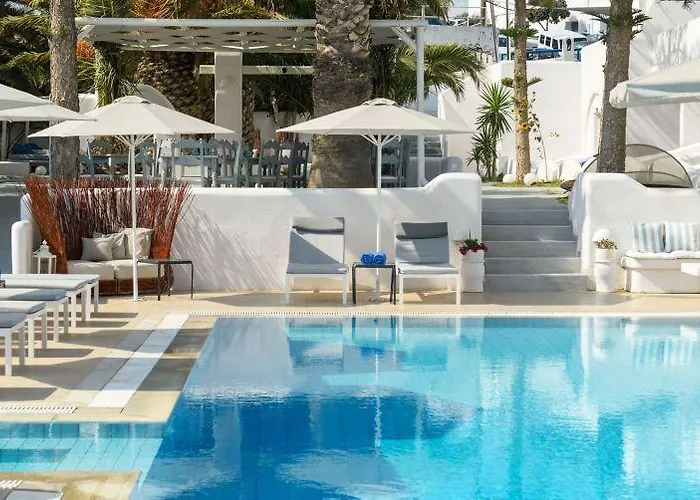 Daedalus 4* Fira (Santorini)